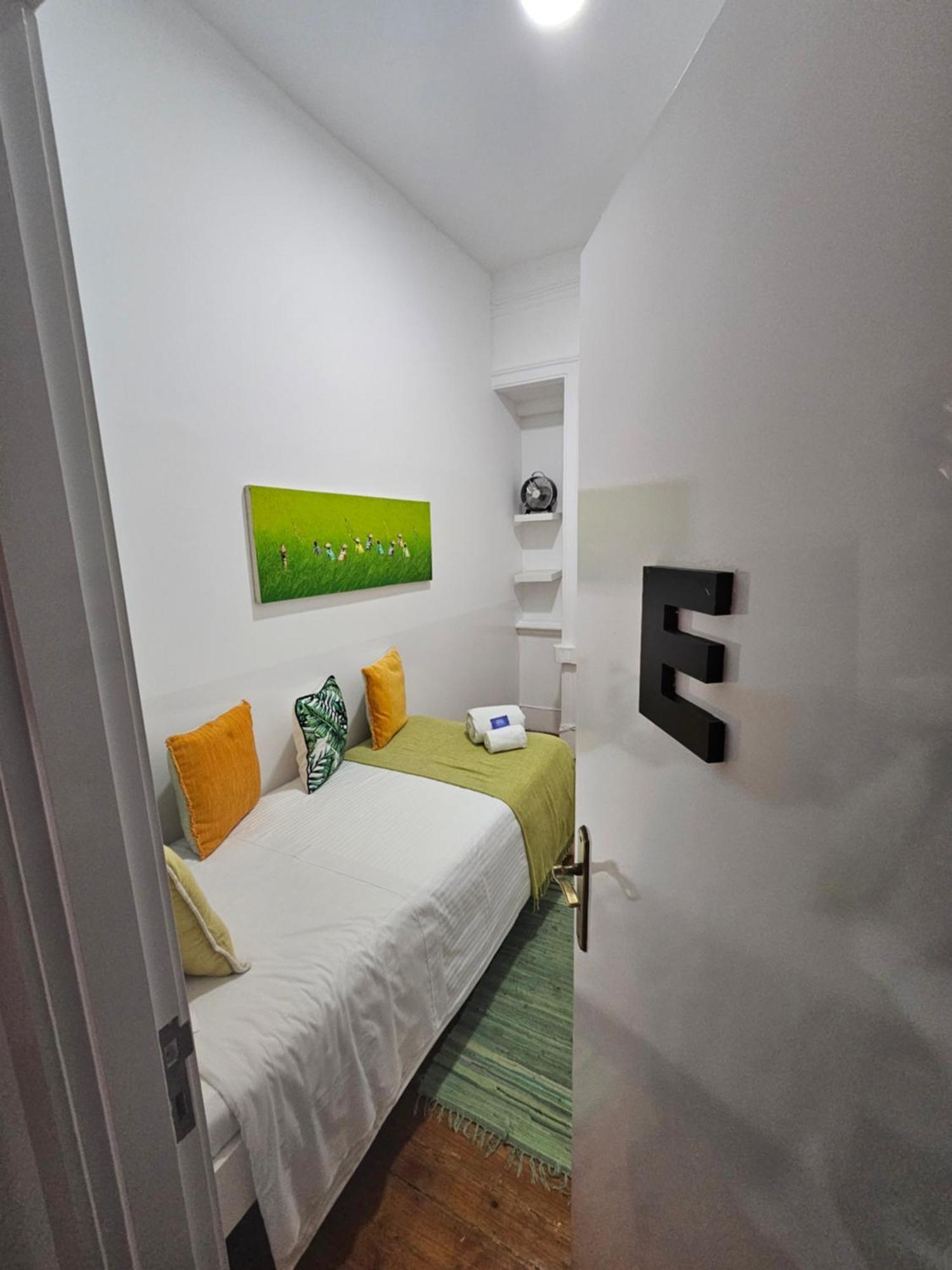Almirante GuestHouse Lisboa Værelse billede