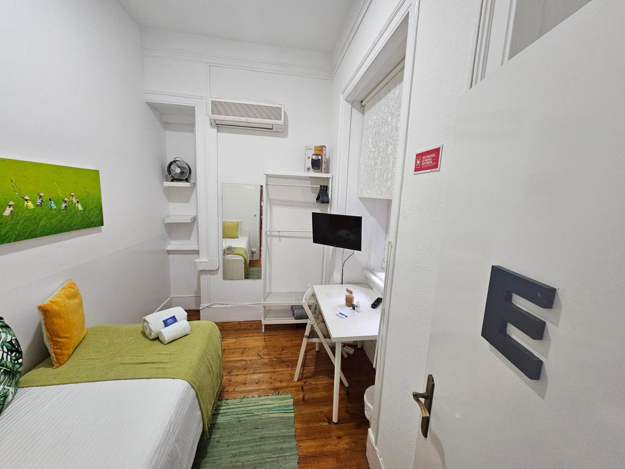 Almirante GuestHouse Lisboa Værelse billede