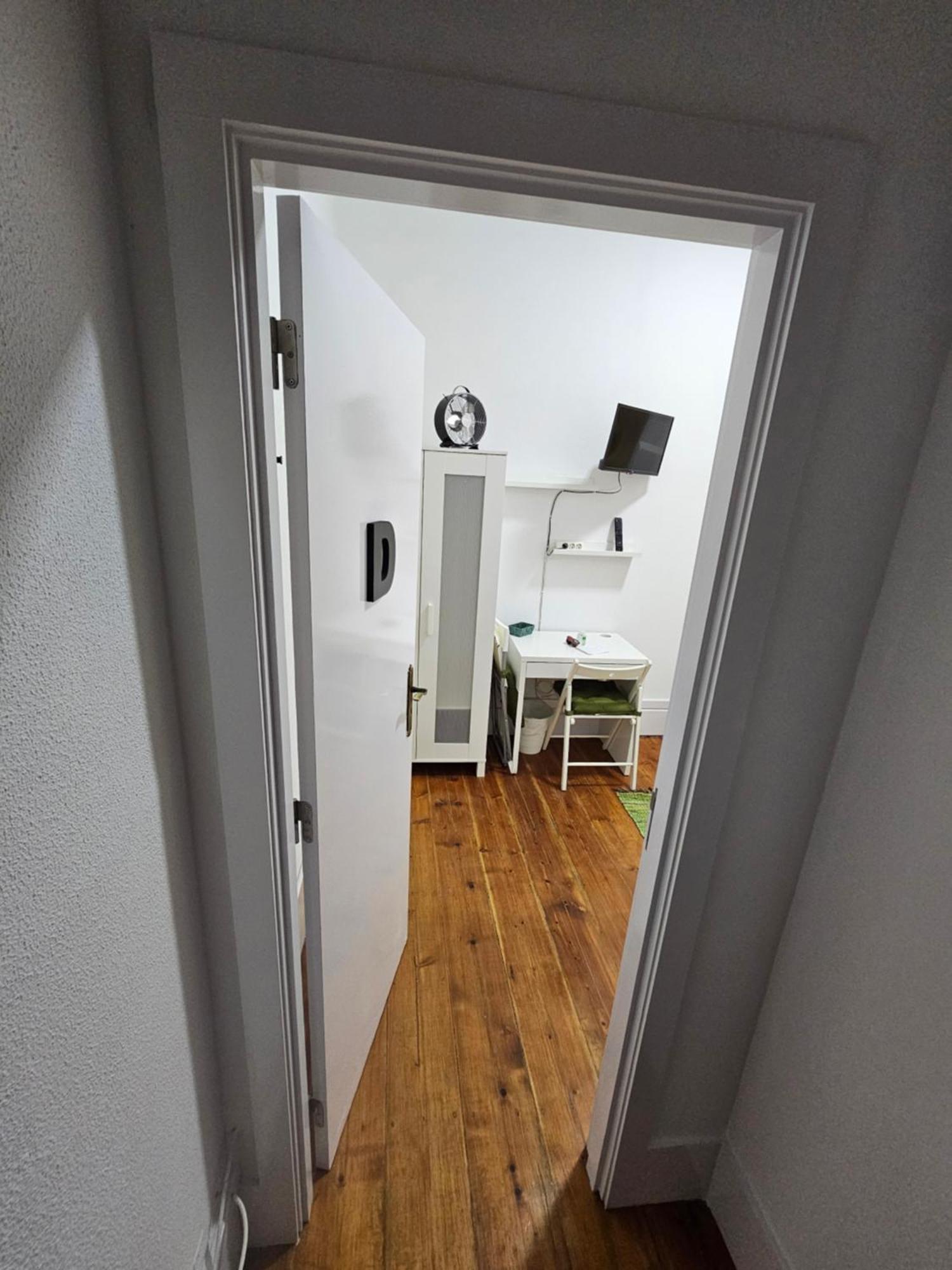 Almirante GuestHouse Lisboa Værelse billede