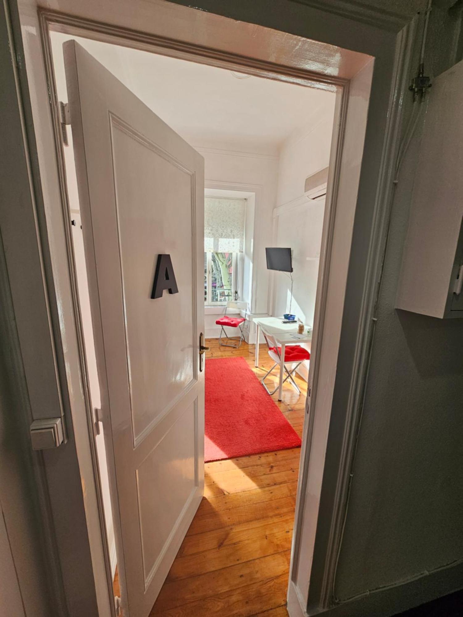 Almirante GuestHouse Lisboa Værelse billede